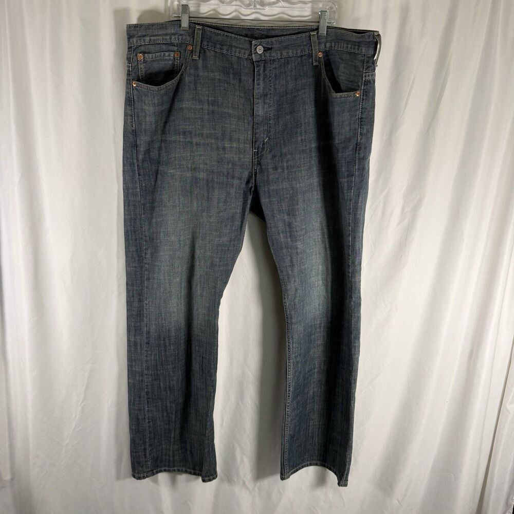 Levi's 569 Denim Jeans Men's 42x32 Medium Wash Straight Leg Flat Front Pockets